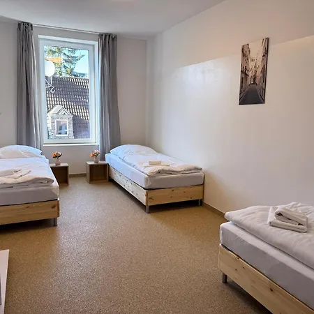 T&k - - Comfortable 1-3 Apartment