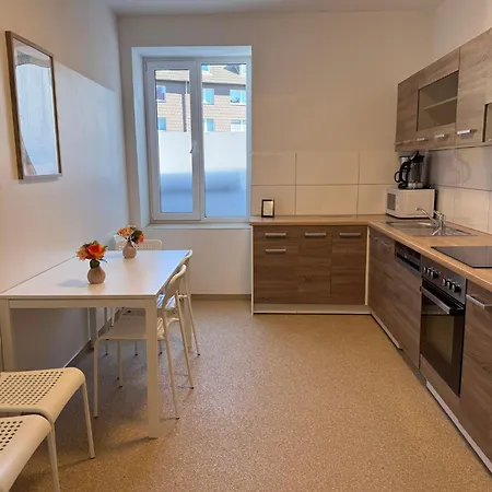 T&k - - Comfortable 1-3 - 10 Fully Equipped - Comfortable Parking Apartamento *