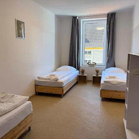 T&k - - Comfortable 1-3 - 10 Fully Equipped - Comfortable Parking * Herne