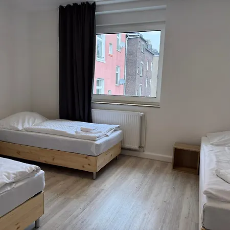 T&k - - Comfortable 1-3 Apartment