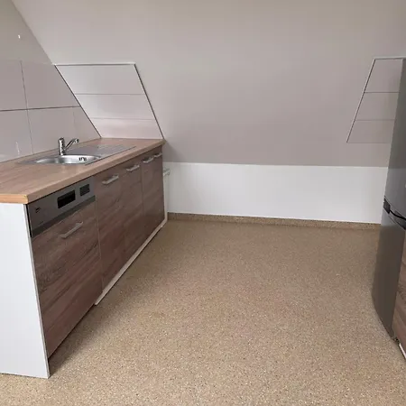T&k - - Comfortable 1-3 - 10 Fully Equipped - Comfortable Parking * Herne