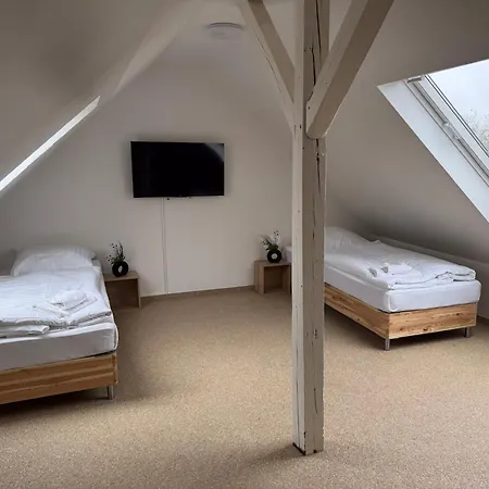 T&k - - Comfortable 1-3 Apartment *