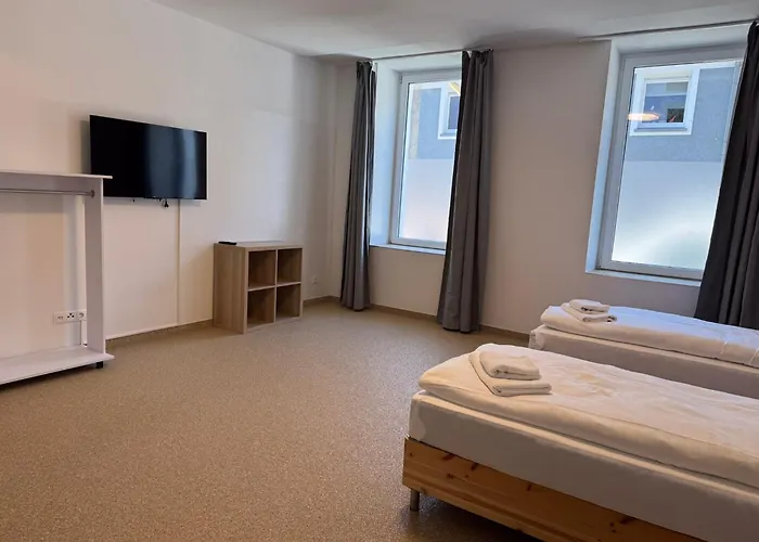 T&k - - Comfortable 1-3 *